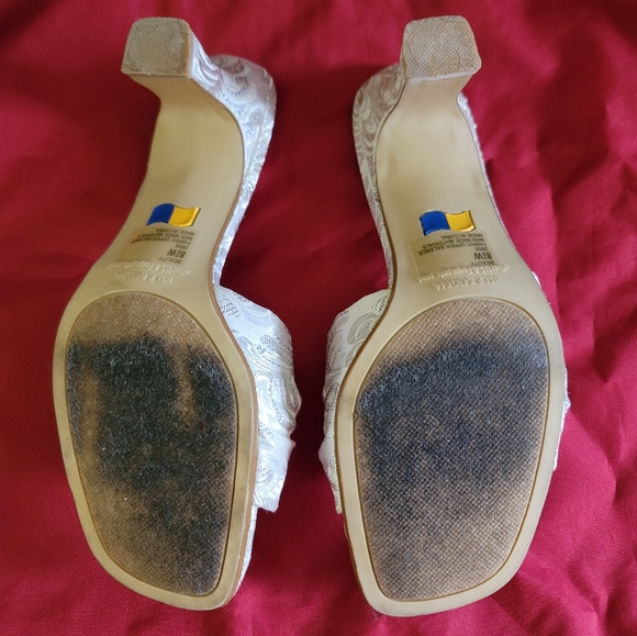 EUC Cloudwalkers by Avenue Metallic Slip On Heels Size 8.5W - Picture 10 of 16